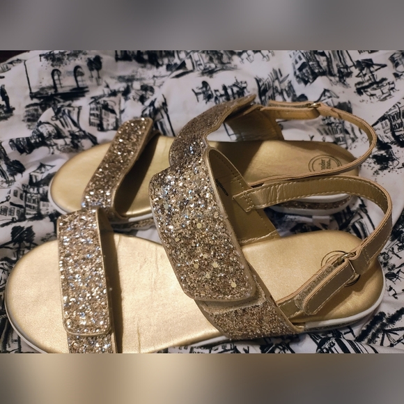 WONDER NATION Gold Glitter Platform Sandals sz6 - Picture 6 of 9